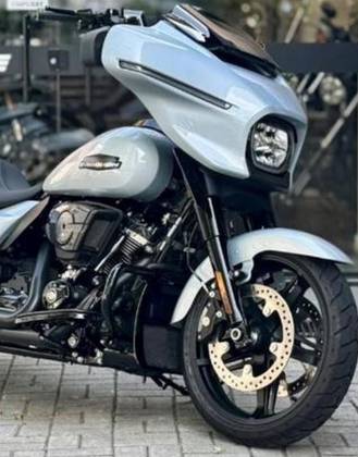 HARLEY-DAVIDSON STREET GLIDE 